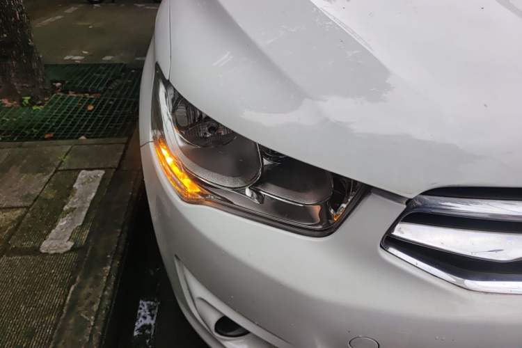 Used Citroen Elysee 2014 1.6L Manual Fashion Edition Right Front Headlight