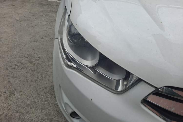 Used Citroen Elysee 2014 1.6L Automatic Comfort Model Right Front Headlight