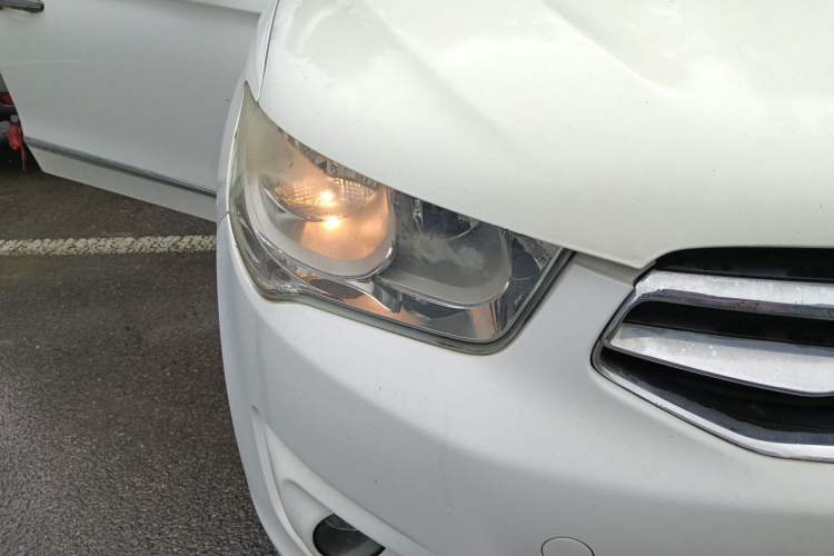 Used Citroen Elysee 2014 1.6L Manual Comfort Model Right Front Headlight