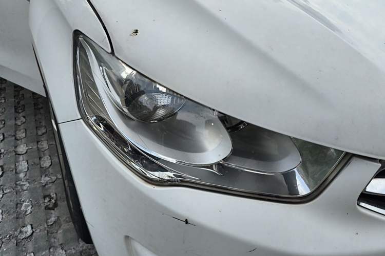 Used Citroen Elysee 2014 1.6L Automatic Fashion Model Right Front Headlight