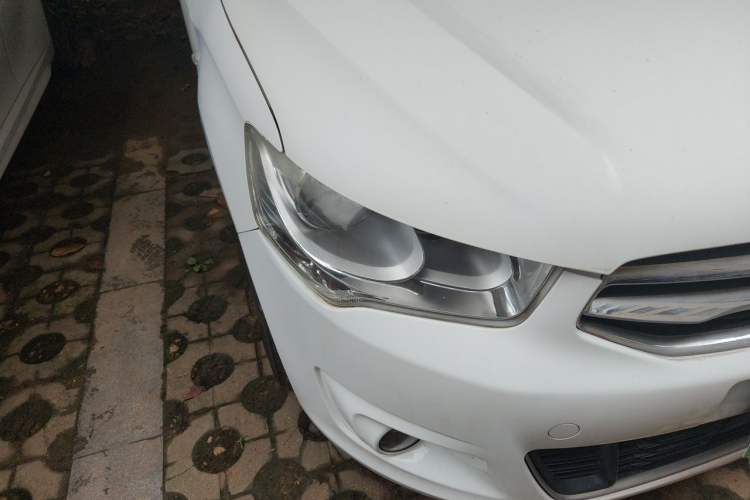 Used Citroen Elysee 2014 1.6L Manual Comfort Model Right Front Headlight