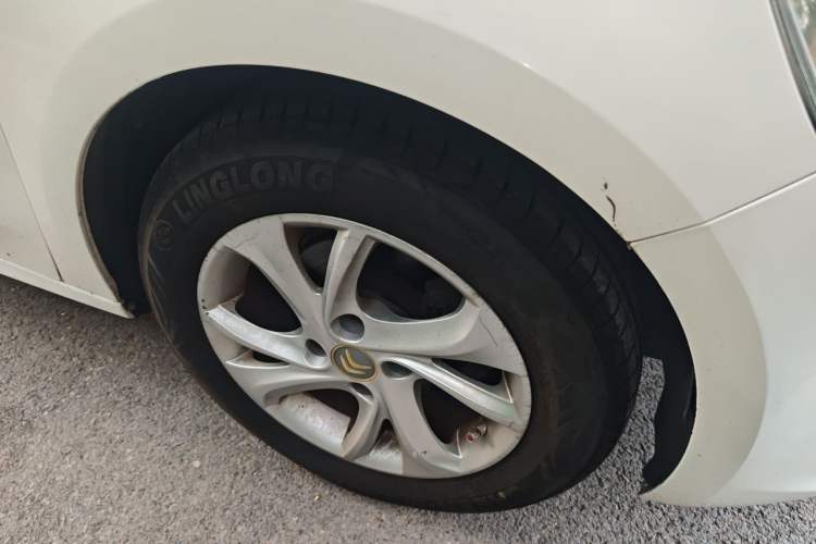 Used Citroen Elysee 2014 1.6L Manual Fashion Edition Right Front Wheel Hub