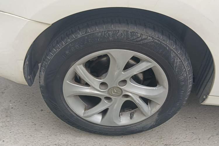 Used Citroen Elysee 2014 1.6L Automatic Fashion Model Right Rear Wheel Hub