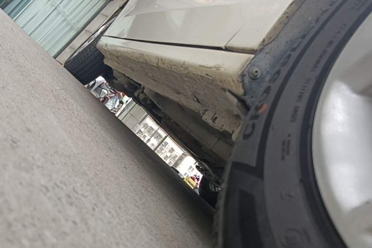Used Citroen Elysee 2014 1.6L Automatic Fashion Model Right Side Sill