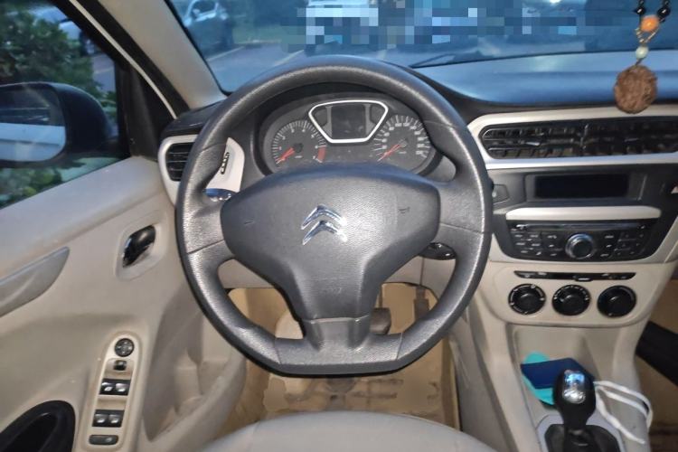 Used Citroen Elysee 2014 1.6L Manual Comfort Model Steering Wheel