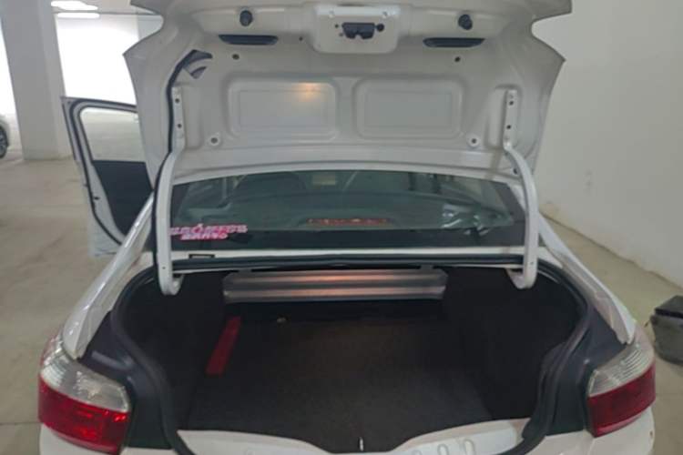 Used Citroen Elysee 2014 1.6L Manual Fashion Edition Trunk