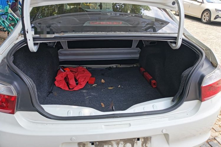 Used Citroen Elysee 2014 1.6L Automatic Fashion Model Trunk