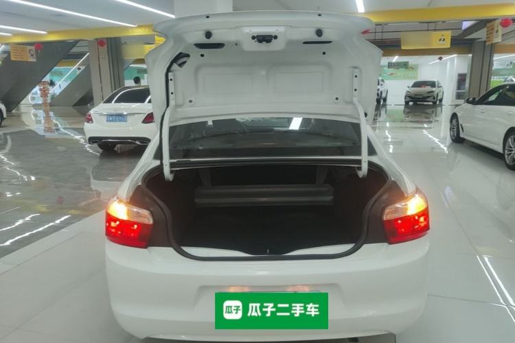 Used Citroen Elysee 2014 1.6L Manual Fashion Edition Trunk