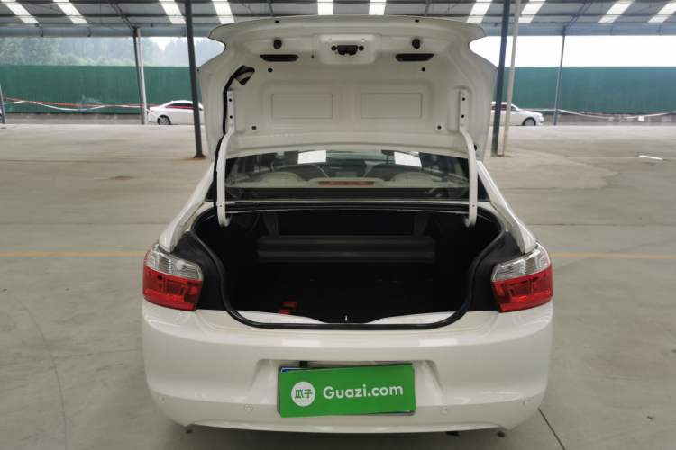 Used Citroen Elysee 2014 1.6L Manual Fashion Edition Trunk
