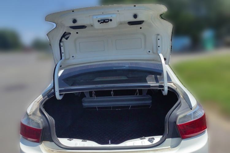 Used Citroen Elysee 2014 1.6L Manual Fashion Edition Trunk