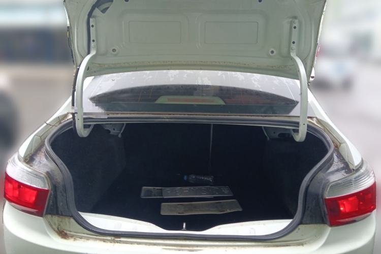 Used Citroen Elysee 2014 1.6L Manual Comfort Model Trunk