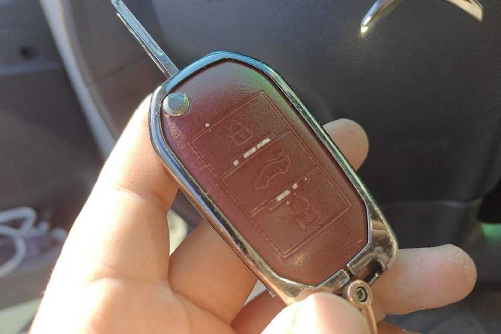 Used Citroen Elysee 2014 1.6L Manual Fashion Edition Vehicle Key