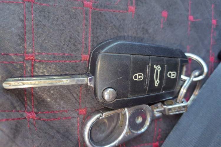 Used Citroen Elysee 2014 1.6L Manual Fashion Edition Vehicle Key