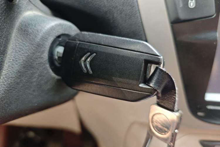Used Citroen Elysee 2014 1.6L Manual Fashion Edition Vehicle Key