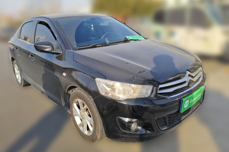 Used Citroen Elysee 2015 Zhishang Edition 1.6L Manual Fashion Model Front Right 45 Deg