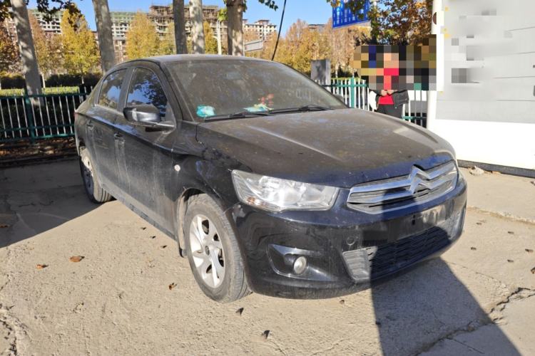 Used Citroen Elysee 2015 Zhishang Edition 1.6L Manual Fashion Model Front Right 45 Deg