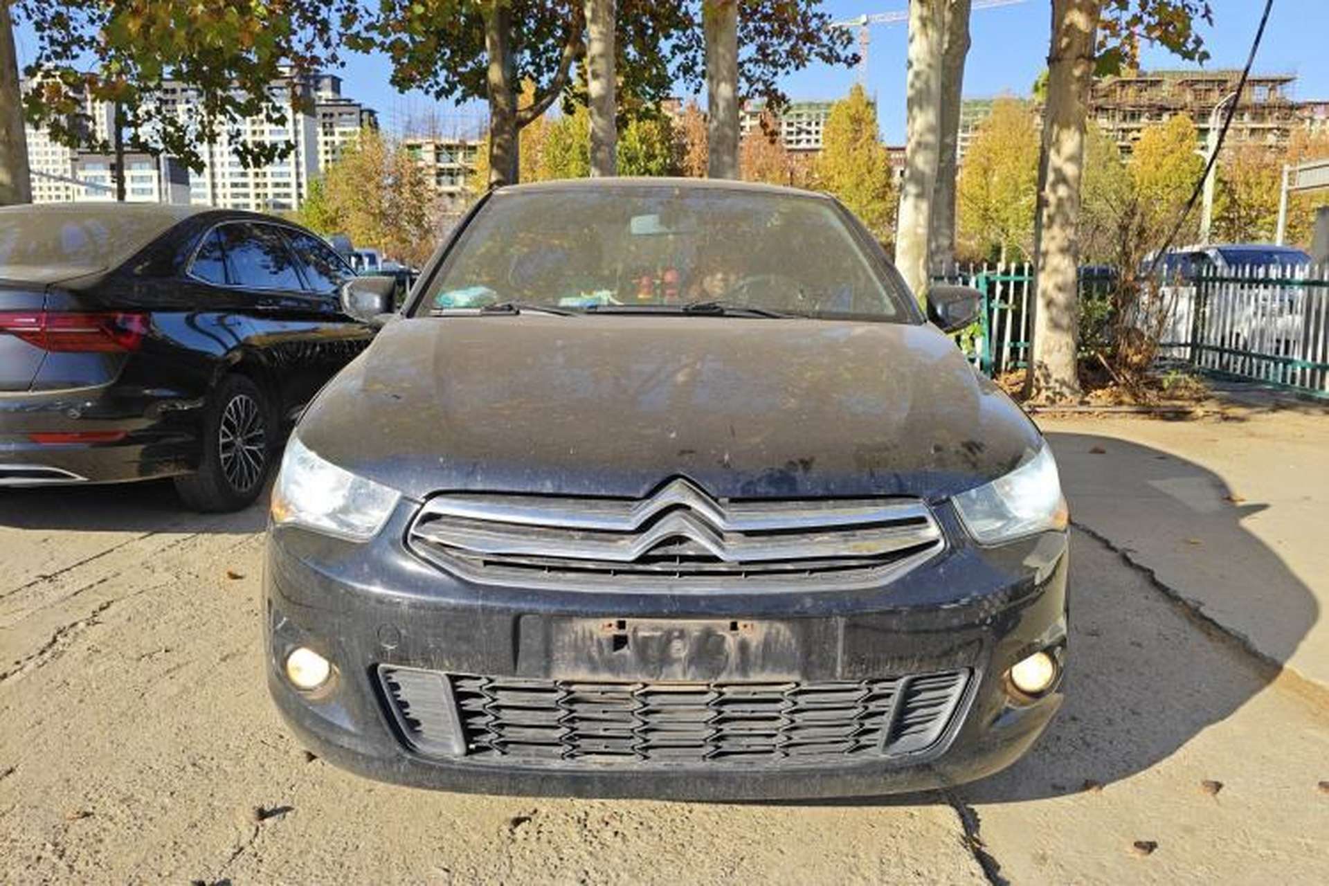 Used Citroen Elysee 2015 Zhishang Edition 1.6L Manual Fashion Model Front