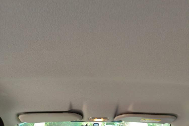 Used Citroen Elysee 2015 Zhishang Edition 1.6L Manual Fashion Model Headliner