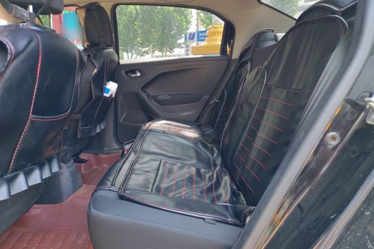 Used Citroen Elysee 2015 Zhishang Edition 1.6L Manual Fashion Model Left Rear Seat