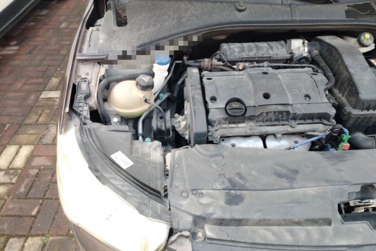 Used Citroen Elysee 2015 ZhiShang Edition 1.6L Automatic Comfort Version Engine Bay Right