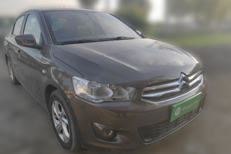 Used Citroen Elysee 2015 Zhishang Edition 1.6L Manual Fashion Model Front Right 45 Deg