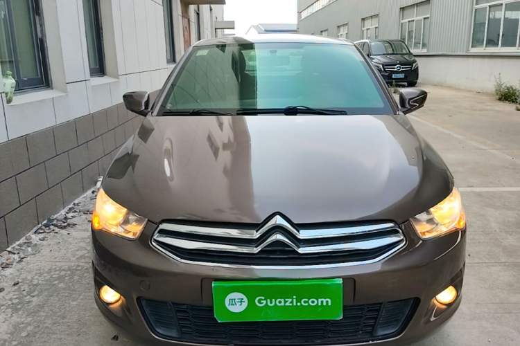Used Citroen Elysee 2015 Zhishang Edition 1.6L Manual Fashion Model Front