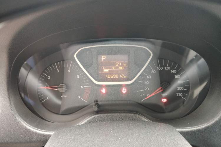 Used Citroen Elysee 2015 ZhiShang Edition 1.6L Automatic Comfort Version Instrument Cluster