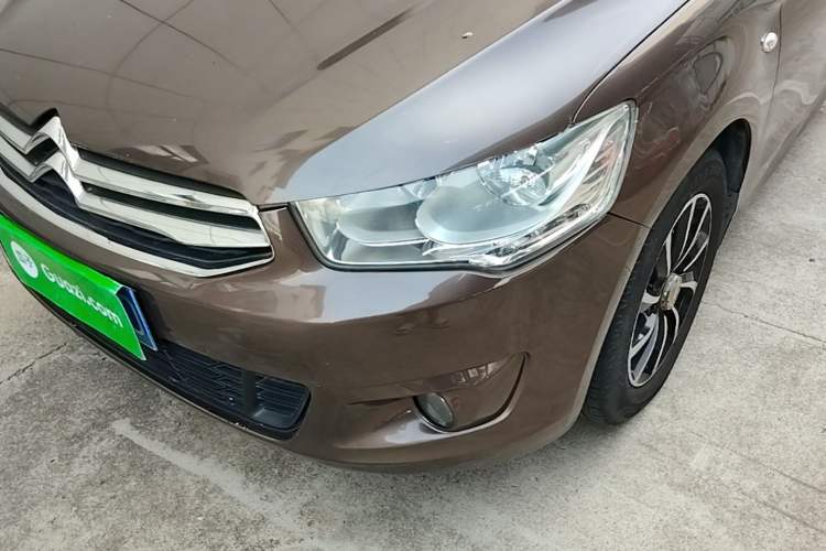 Used Citroen Elysee 2015 Zhishang Edition 1.6L Manual Fashion Model Left Front Headlight