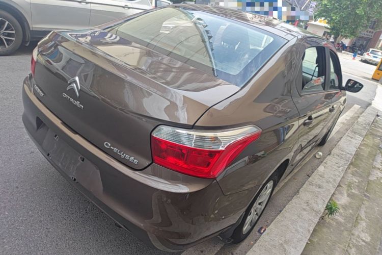 Used Citroen Elysee 2015 Zhishang Edition 1.6L Manual Fashion Model Rear Right 45 Deg