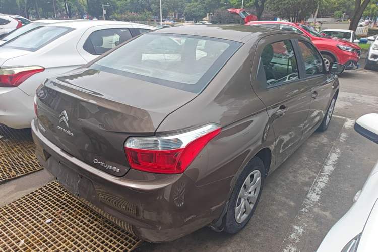 Used Citroen Elysee 2015 Zhishang Edition 1.6L Manual Fashion Model Rear Right 45 Deg