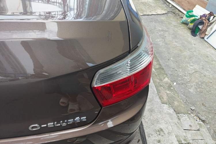Used Citroen Elysee 2015 Zhishang Edition 1.6L Manual Fashion Model Right Rear Taillight