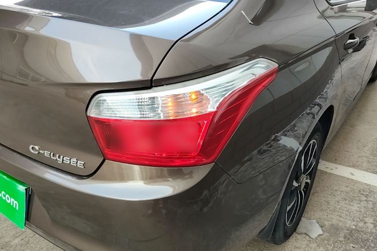Used Citroen Elysee 2015 Zhishang Edition 1.6L Manual Fashion Model Right Rear Taillight