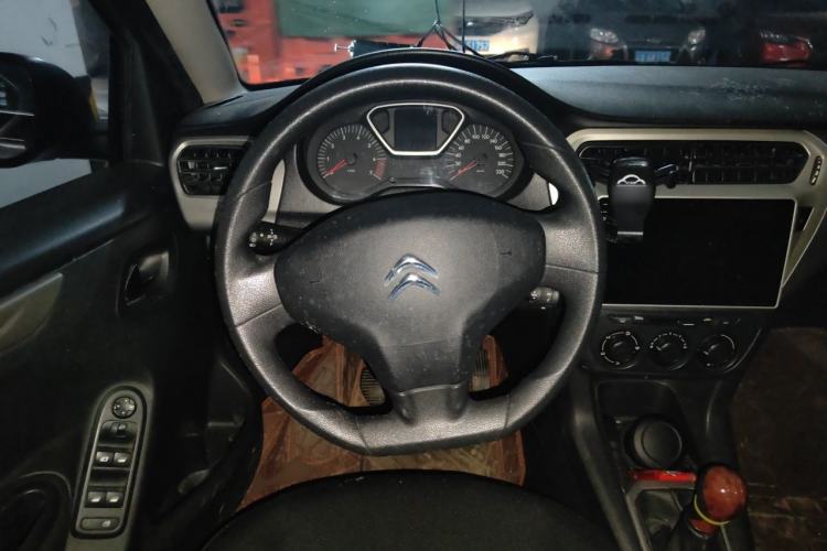 Used Citroen Elysee 2015 ZhiShang Edition 1.6L Manual Comfort Model Steering Wheel