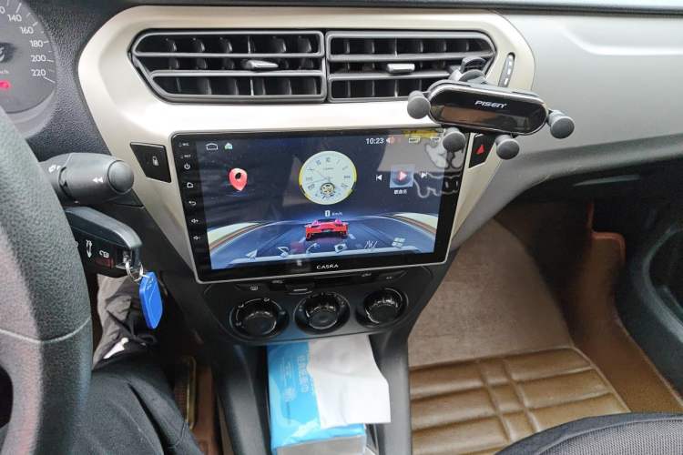 Used Citroen Elysee 2015 Zhishang Edition 1.6L Manual Fashion Model Audio And AC Panel