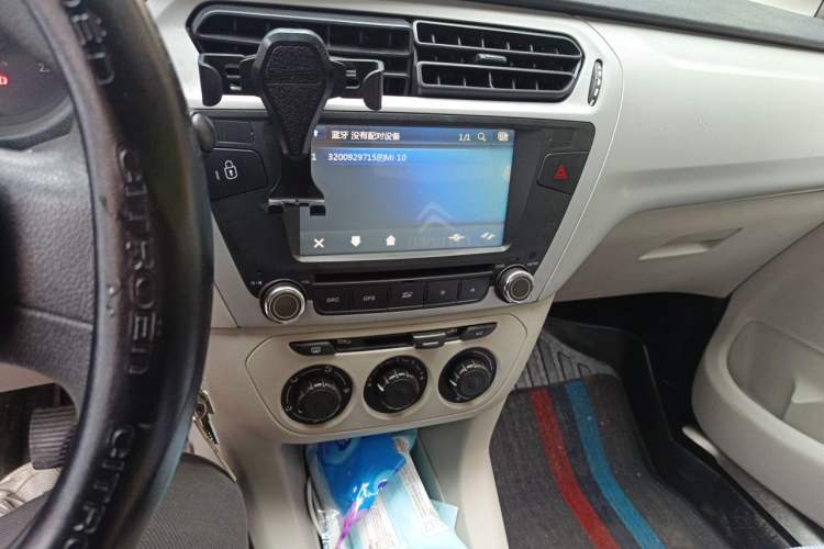 Used Citroen Elysee 2015 Zhishang Edition 1.6L Manual Fashion Model Audio And AC Panel