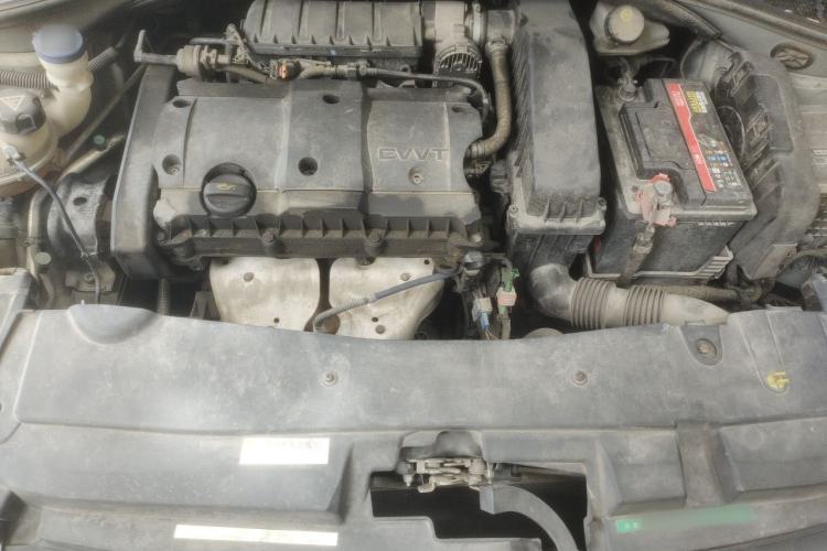 Used Citroen Elysee 2015 Zhishang Edition 1.6L Manual Fashion Model Engine Bay