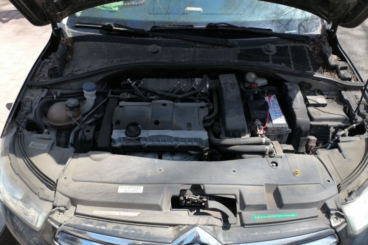 Used Citroen Elysee 2015 Qishang Edition 1.6L Automatic Fashion Model Engine Bay