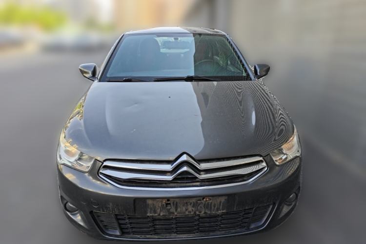 Used Citroen Elysee 2015 Zhishang Edition 1.6L Manual Fashion Model Front
