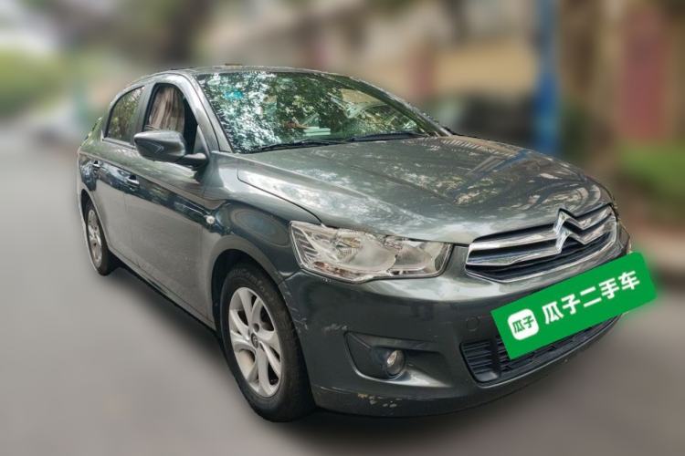 Used Citroen Elysee 2015 Zhishang Edition 1.6L Manual Fashion Model Front Right 45 Deg