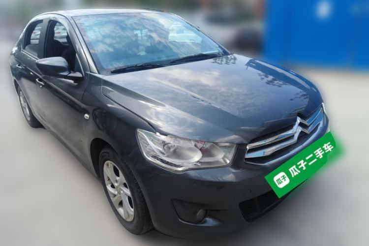 Used Citroen Elysee 2015 Zhishang Edition 1.6L Manual Fashion Model Front Right 45 Deg