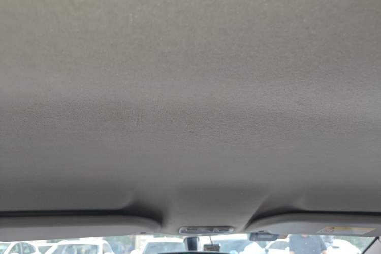 Used Citroen Elysee 2015 Qishang Edition 1.6L Automatic Fashion Model Headliner