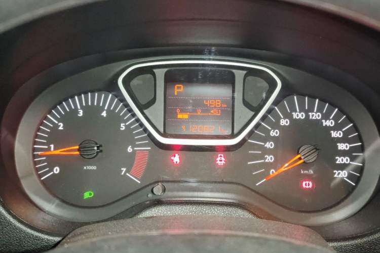 Used Citroen Elysee 2015 ZhiShang Edition 1.6L Automatic Comfort Version Instrument Cluster