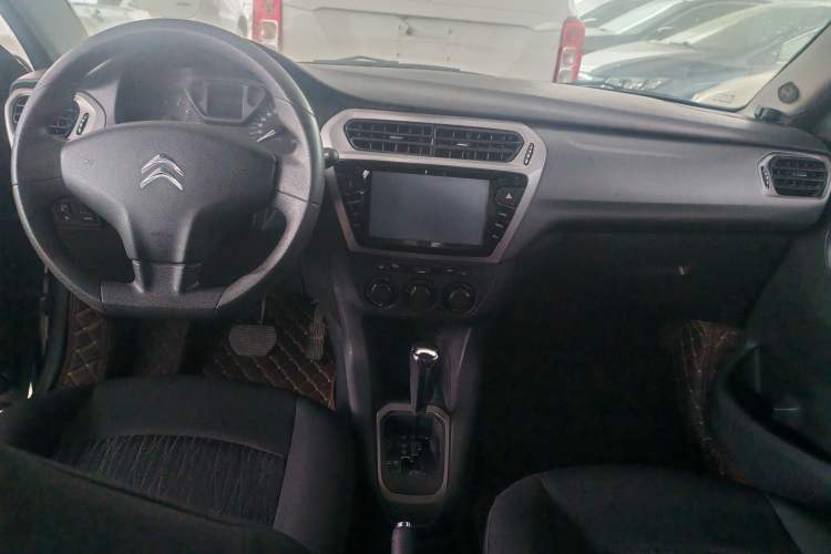 Used Citroen Elysee 2015 Qishang Edition 1.6L Automatic Fashion Model Interior 1
