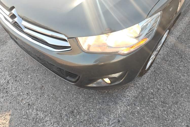 Used Citroen Elysee 2015 Qishang Edition 1.6L Automatic Fashion Model Left Front Headlight