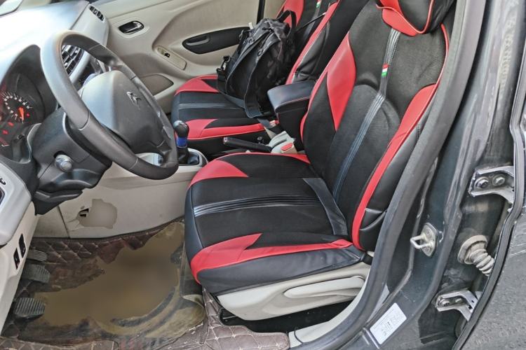Used Citroen Elysee 2015 Zhishang Edition 1.6L Manual Fashion Model Left Front Seat