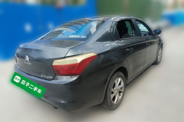 Used Citroen Elysee 2015 Zhishang Edition 1.6L Manual Fashion Model Rear Right 45 Deg