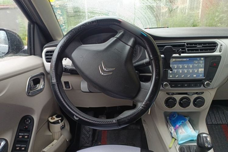 Used Citroen Elysee 2015 Zhishang Edition 1.6L Manual Fashion Model Steering Wheel