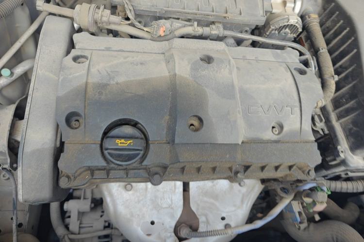 Used Citroen Elysee 2015 Zhishang Edition 1.6L Manual Fashion Model Engine Bay