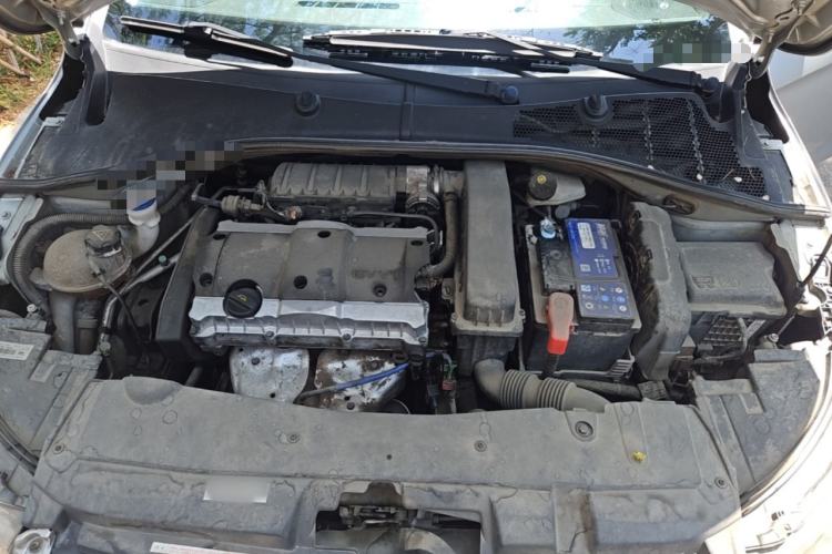 Used Citroen Elysee 2015 Zhishang Edition 1.6L Manual Fashion Model Engine Bay