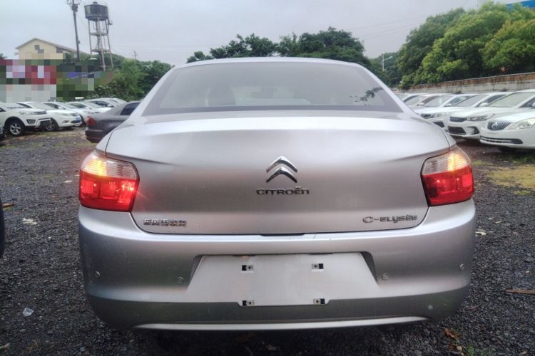 Used Citroen Elysee 2015 Qishang Edition 1.6L Automatic Fashion Model Exterior 4